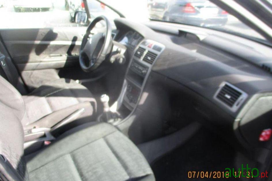 2004' Peugeot 307 Sw photo #1