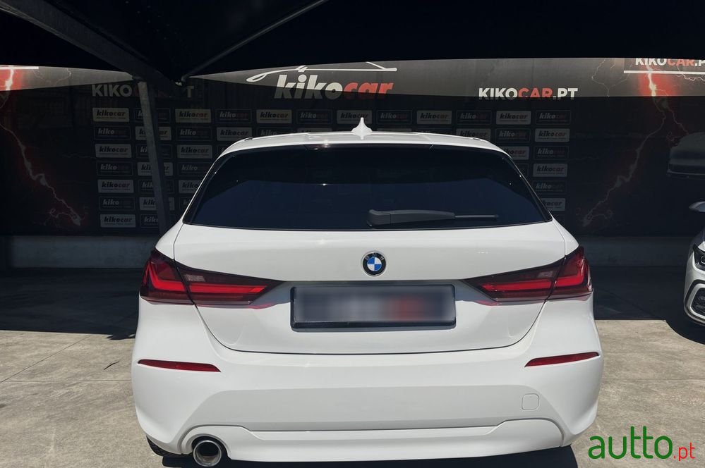 2021' BMW Série 1 D Advantage photo #6