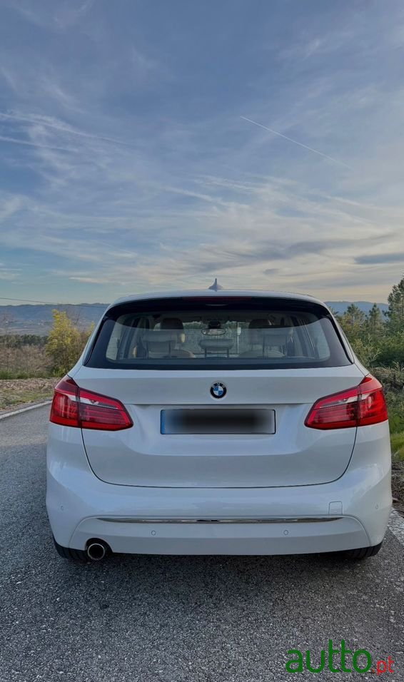 2015' BMW Série 2 D Luxury Line photo #6