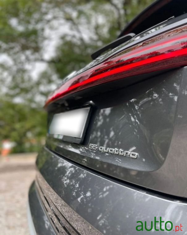 2021' Audi e-tron 55 Quattro photo #4