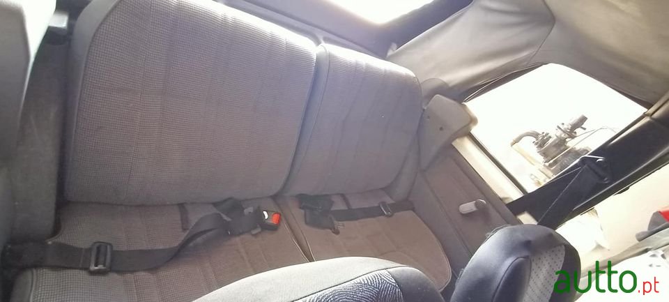 1988' Peugeot 205 photo #4