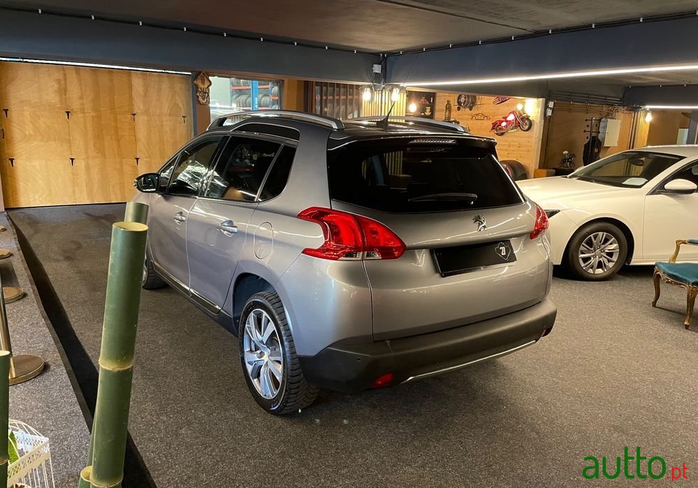 2016' Peugeot 2008 photo #4