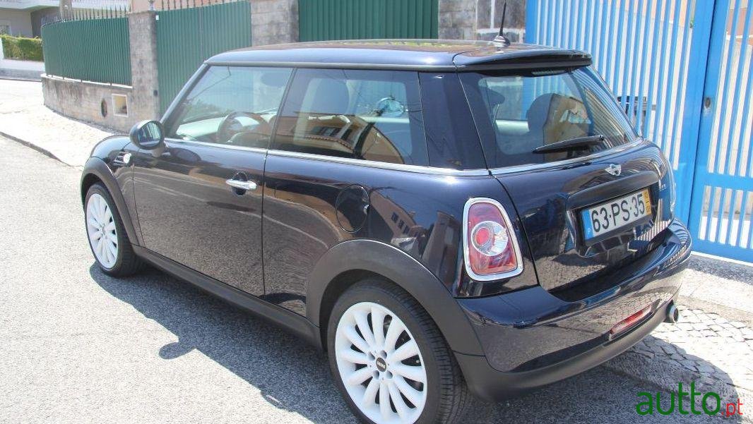 2013' MINI One D photo #2