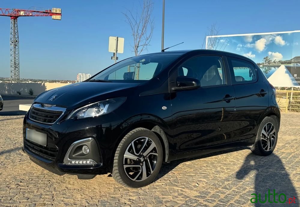 2020' Peugeot 108 1.0 E-Vti Allure photo #3