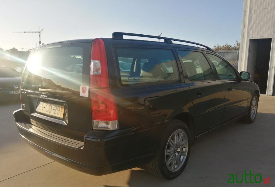 2006' Volvo V70 photo #5