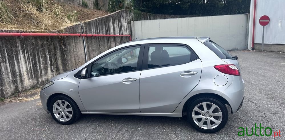 2008' Mazda 2 1.4 Mz-Cd Comfort photo #4