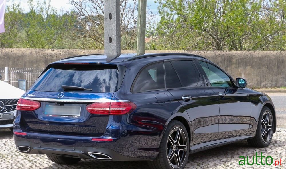 2020' Mercedes-Benz Classe E photo #3