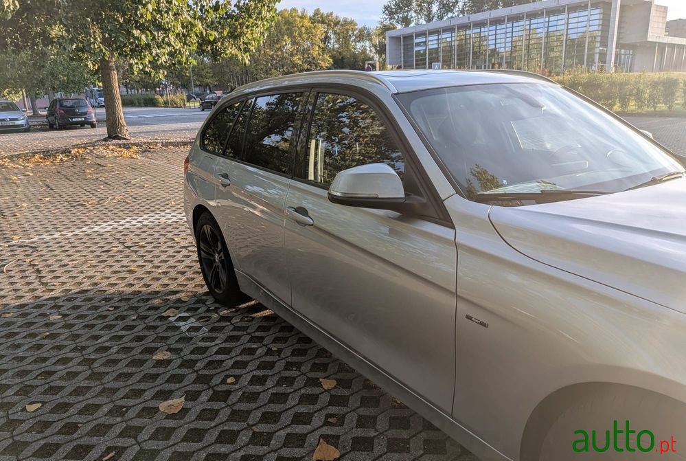 2013' BMW Série 3 photo #4