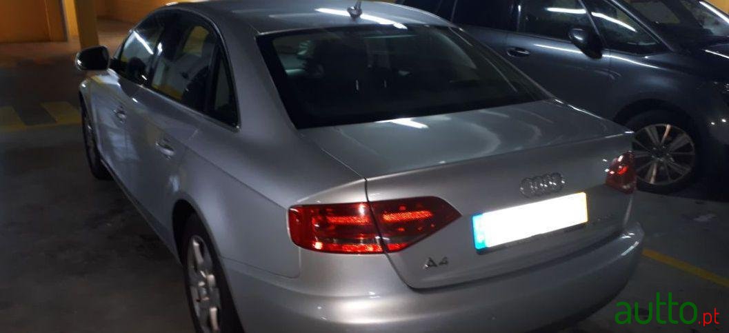 2009' Audi A4 photo #2