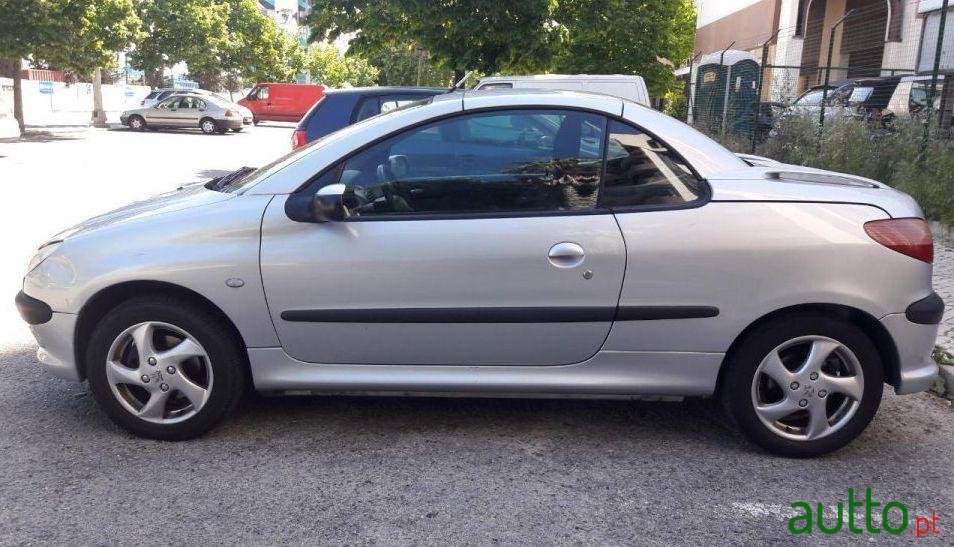 2002' Peugeot 206 photo #2