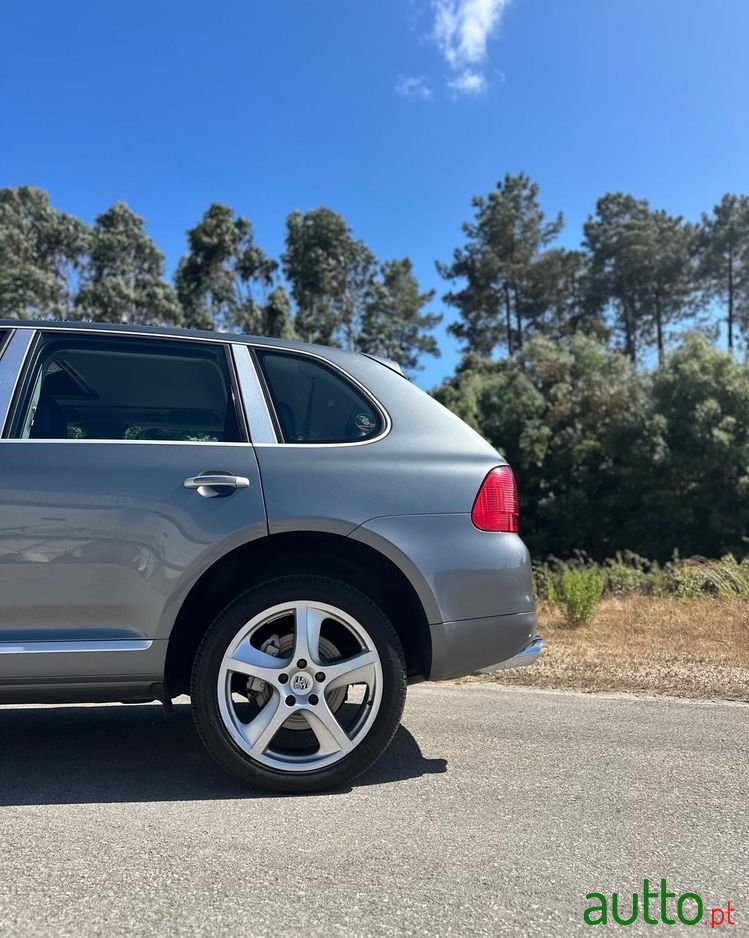 2004' Porsche Cayenne S Tiptronic photo #3