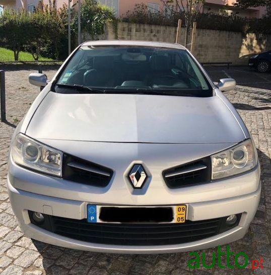 2009' Renault Megane photo #3