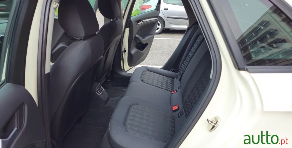 2014' Audi A3 Sportback photo #6