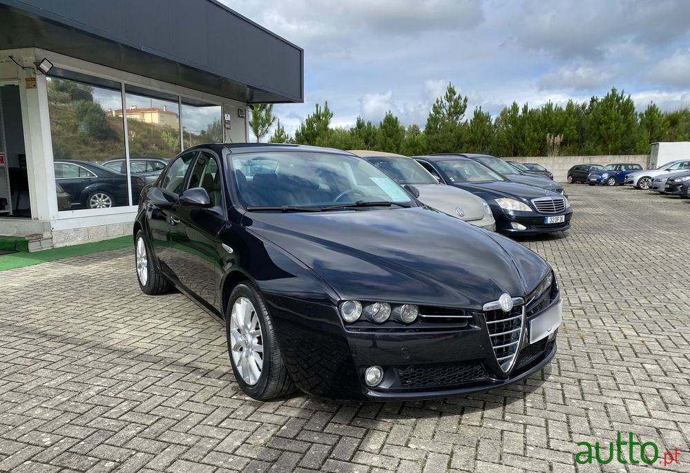 2007' Alfa Romeo 159 1.9 Jtdm 8V photo #3