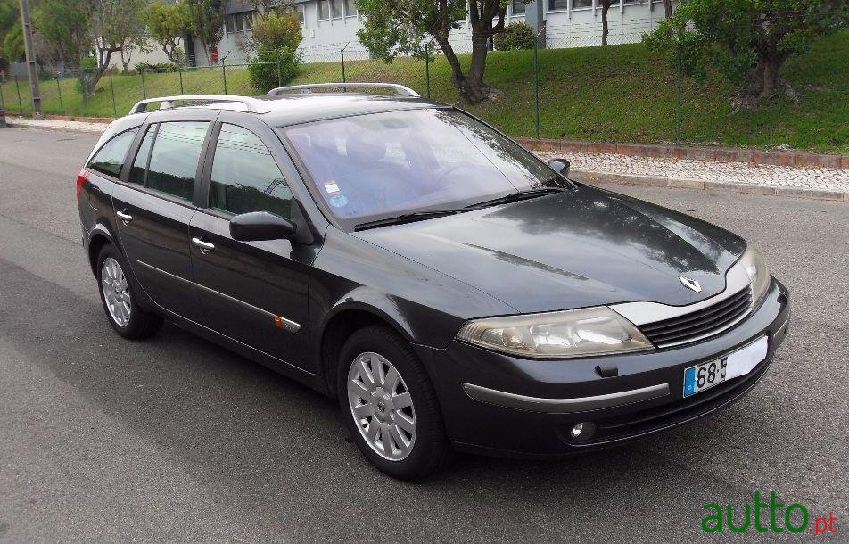 2003' Renault Laguna Break photo #1