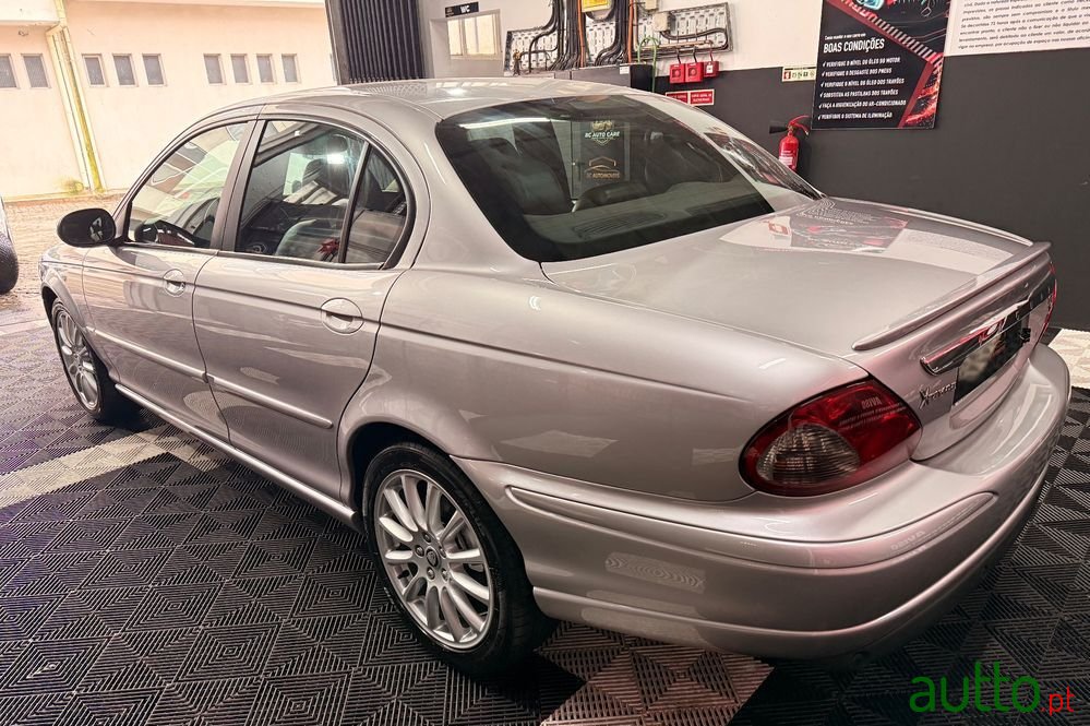 2006' Jaguar X-Type 2.2 D Executive photo #4