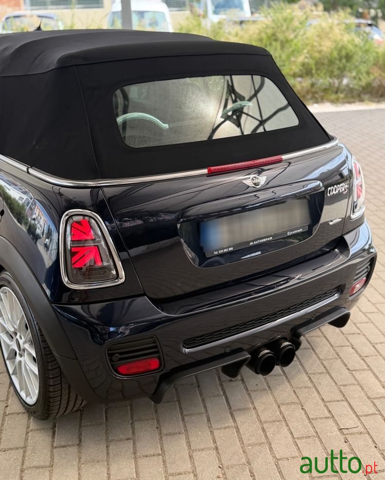 2013' MINI Cooper S photo #5
