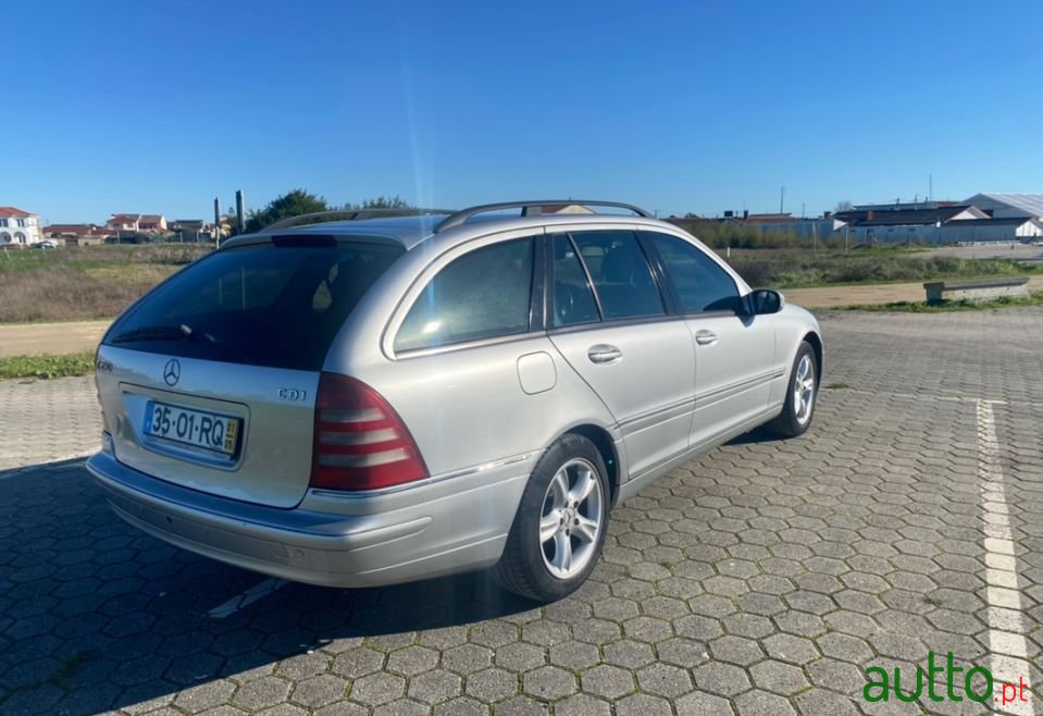 2001' Mercedes-Benz C-270 photo #3