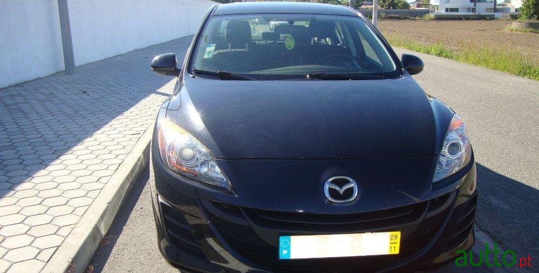 2009' Mazda 3 Mz-Cd photo #2