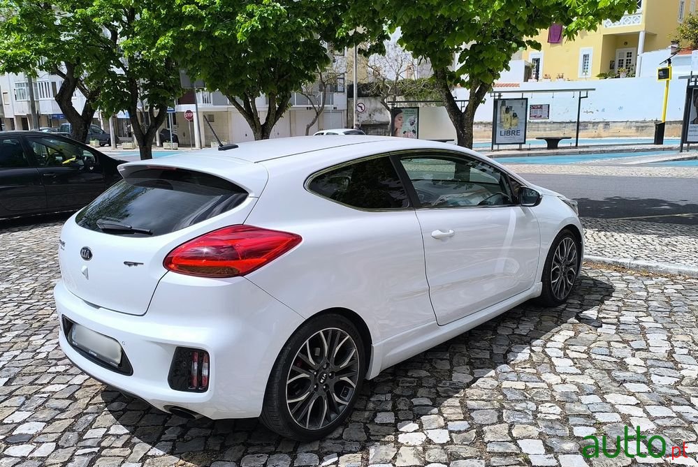 2015' Kia Ceed photo #4