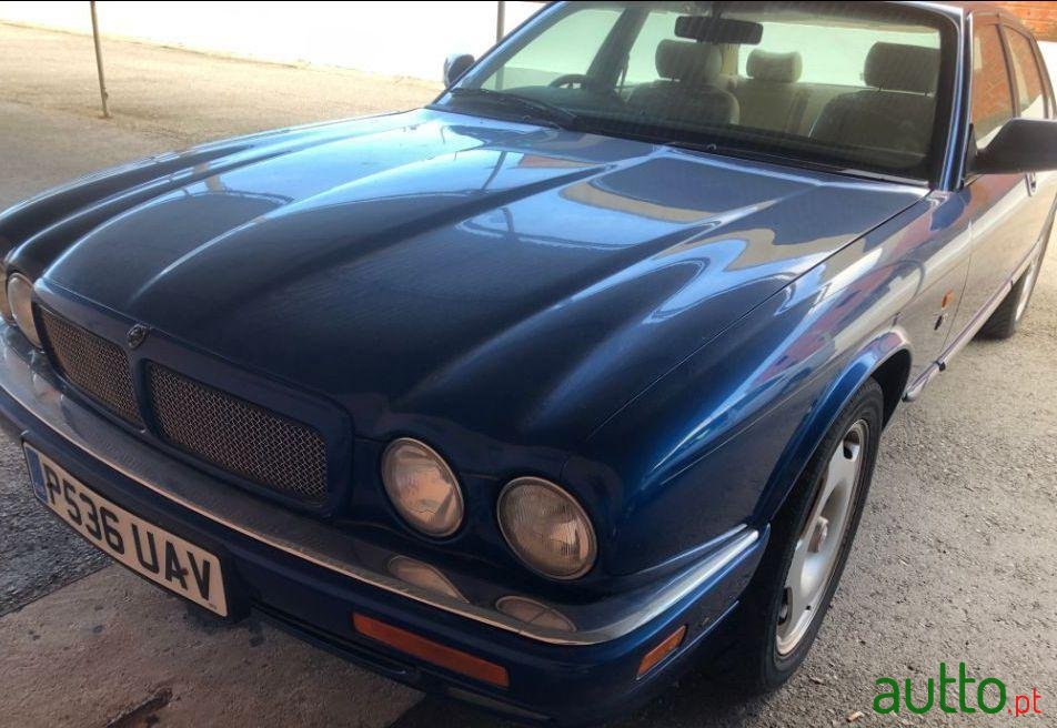 1996' Jaguar XJR photo #2