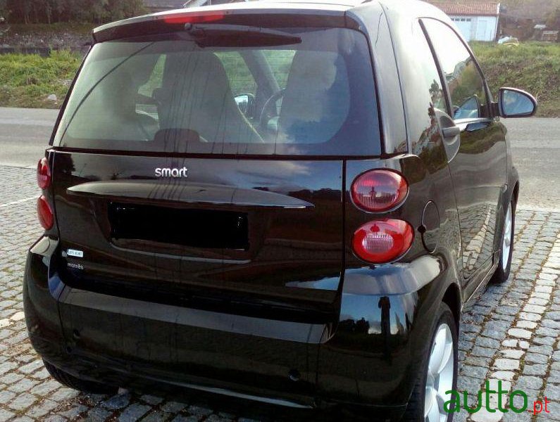 2011' Smart Fortwo Pulse photo #2