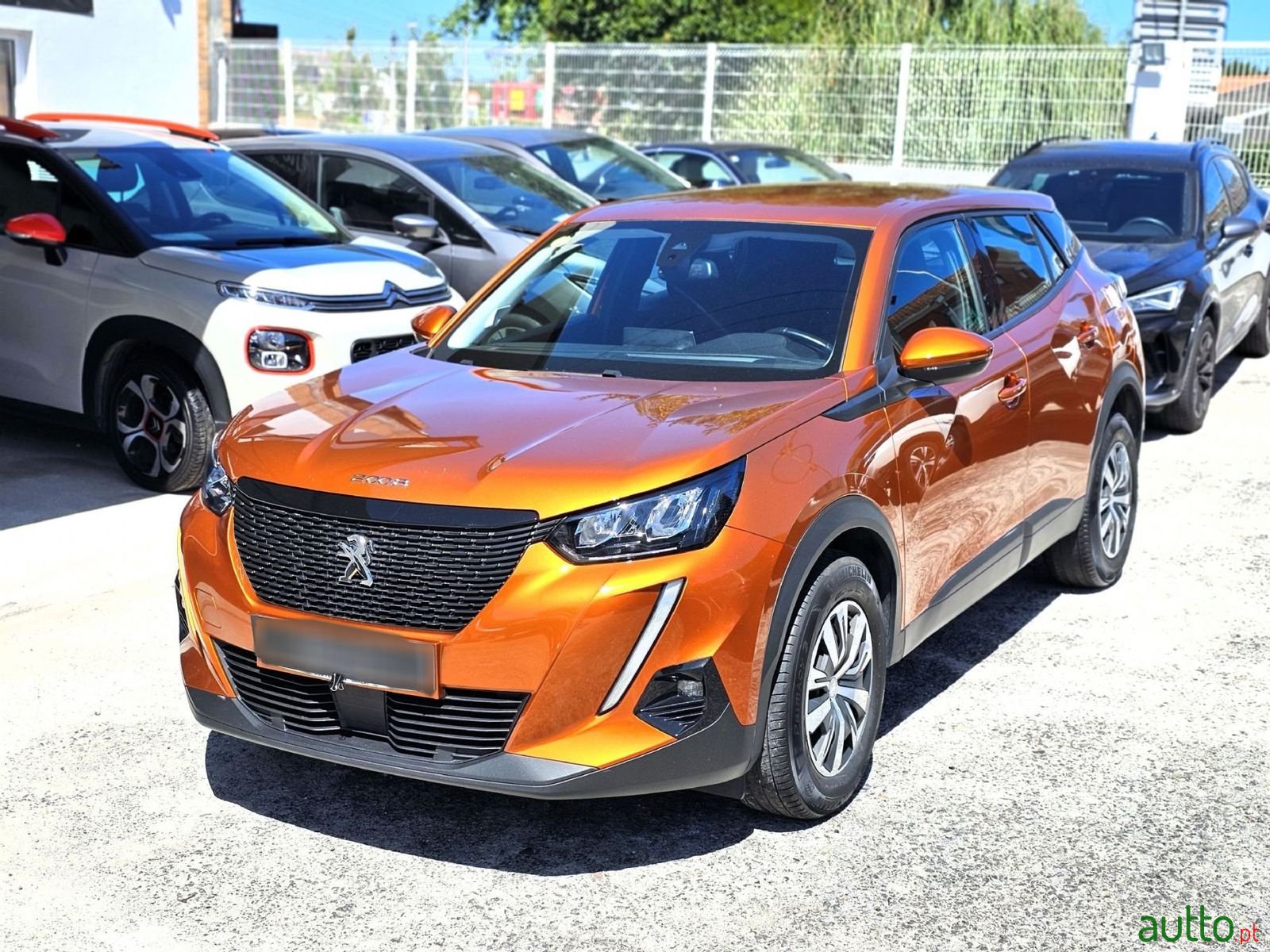 2020' Peugeot 2008 photo #1
