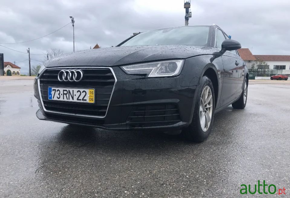 2016' Audi A4 Avant photo #4