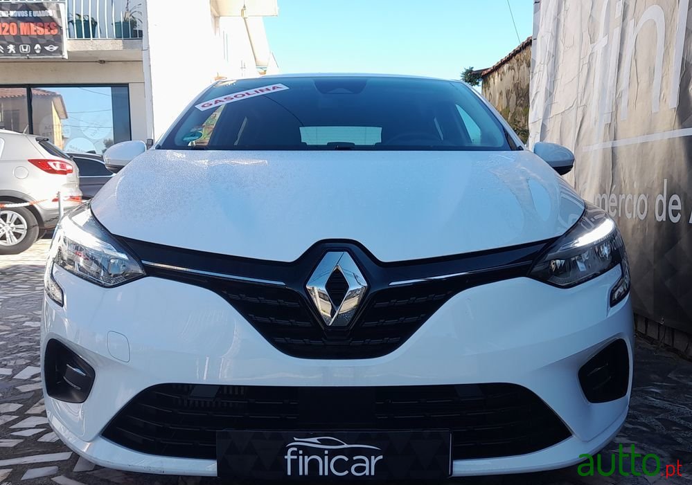 2020' Renault Clio Tce 100 Intens photo #2