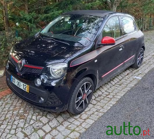 2015' Renault Twingo Sport photo #3