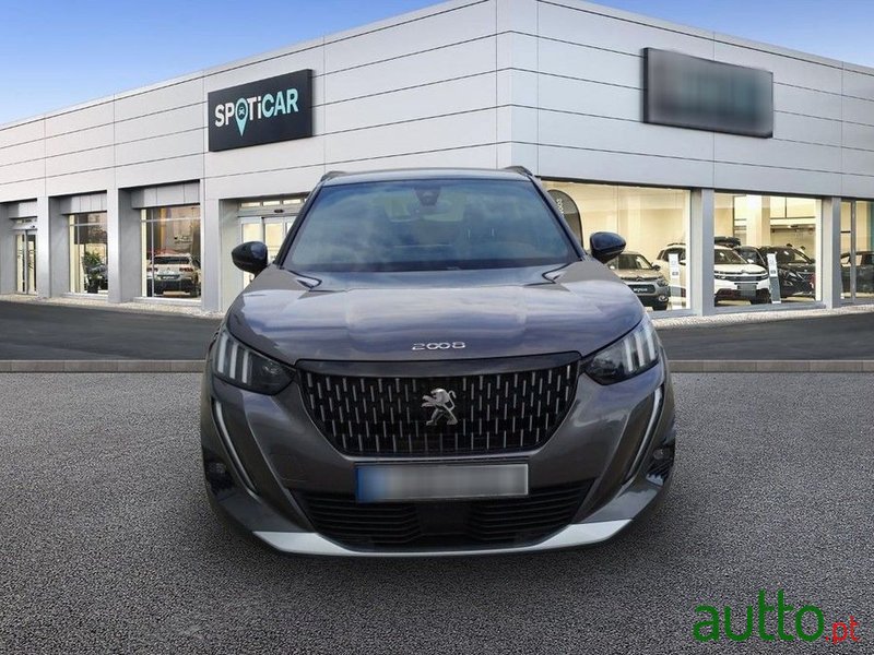 2020' Peugeot 2008 photo #3
