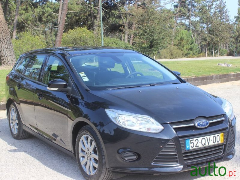 2013' Ford Focus Sw photo #2