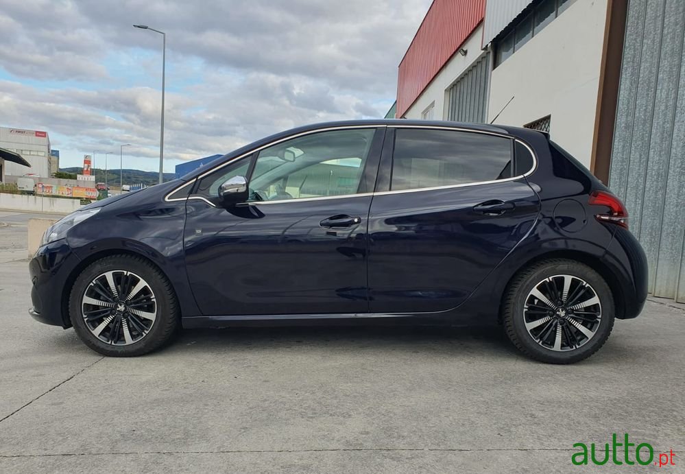 2018' Peugeot 208 photo #4