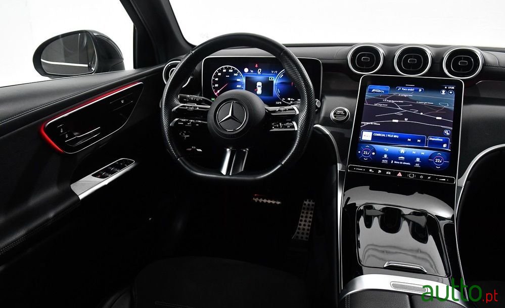 2023' Mercedes-Benz Classe Glc photo #4