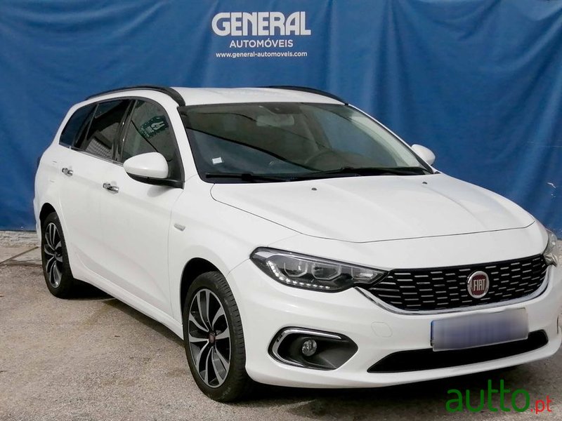 2019' Fiat Tipo Station Wagon photo #3