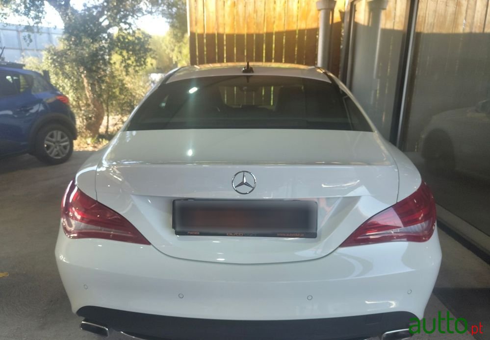 2014' Mercedes-Benz CLA 200 Cdi Urban photo #6