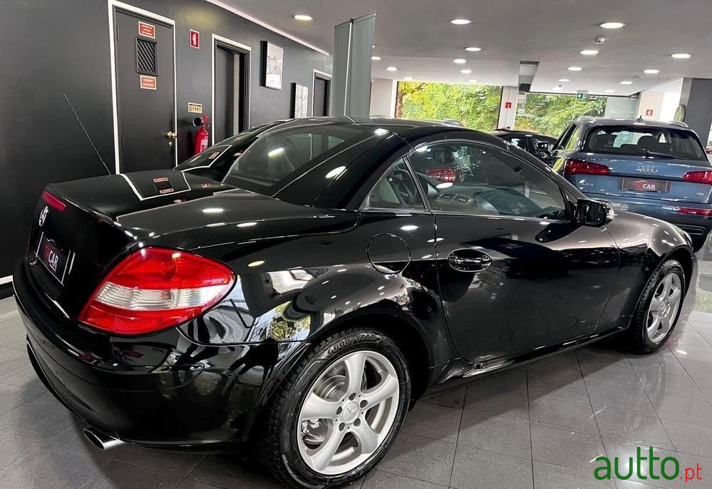 2005' Mercedes-Benz Classe Slk K photo #2