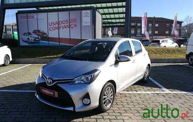 2016' Toyota Yaris photo #1