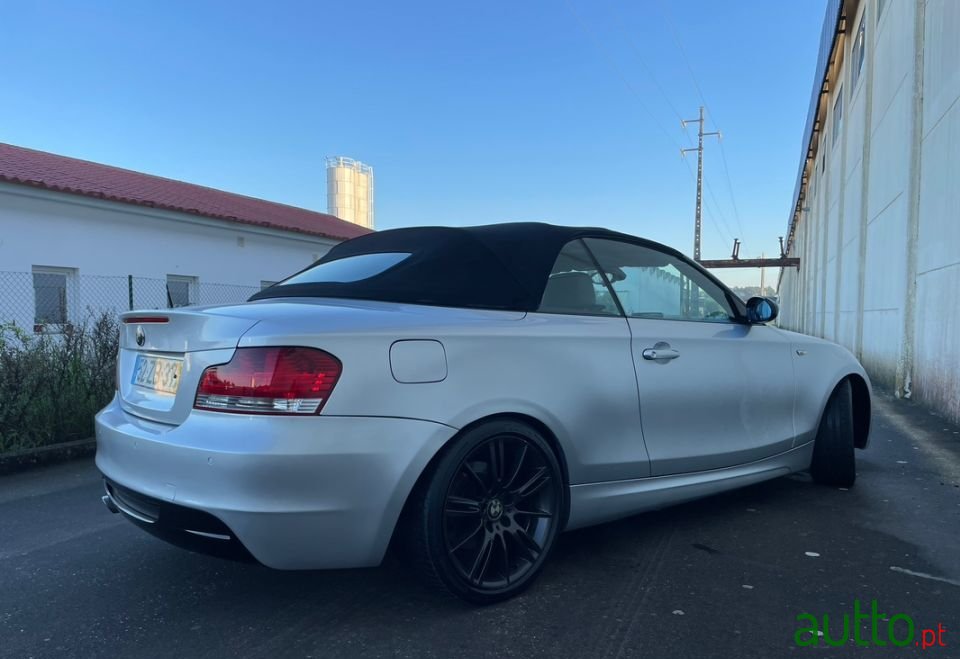 2009' BMW 120 photo #2