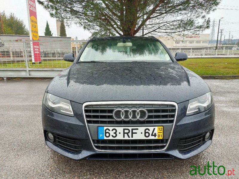 2012' Audi A4 Avant photo #1