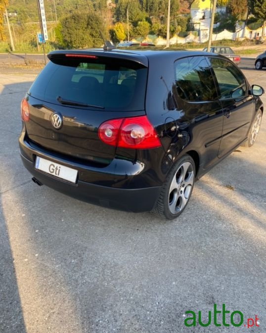 2007' Volkswagen Golf photo #5