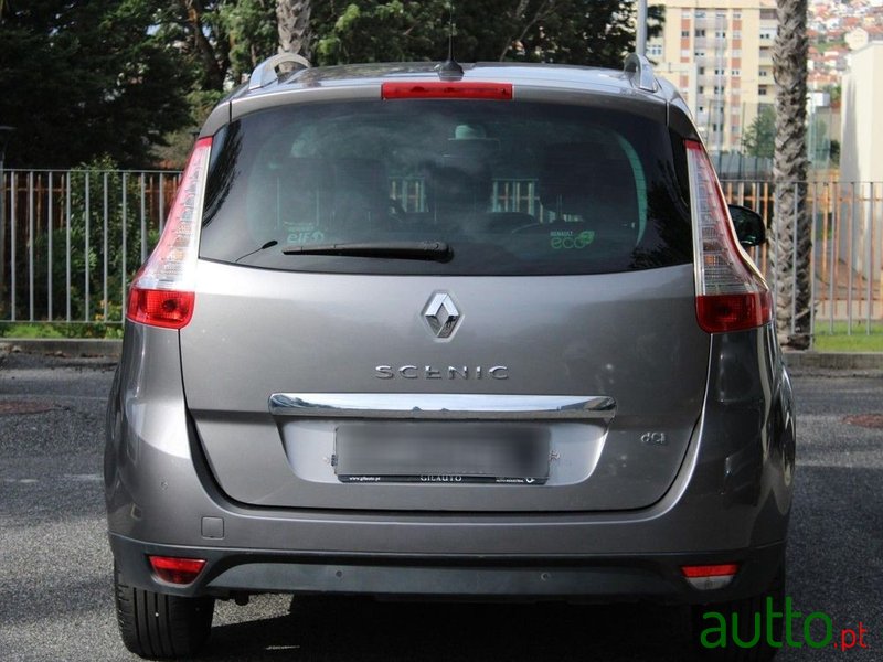 2014' Renault Grand Scenic photo #5