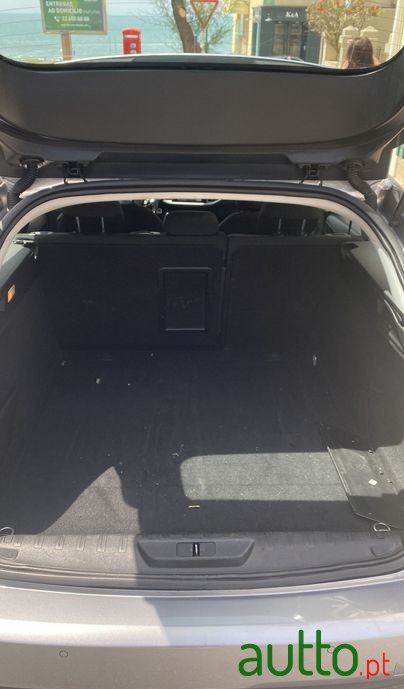 2016' Peugeot 308 Sw photo #5