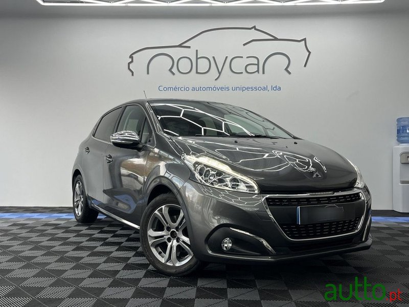 2018' Peugeot 208 photo #3