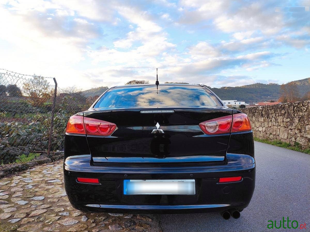 2009' Mitsubishi Lancer 1.5 photo #2