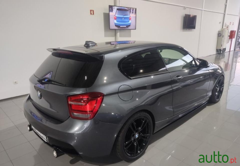 2013' BMW 118 photo #5