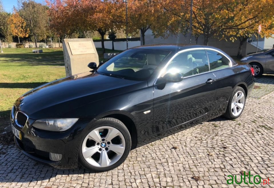 2008' BMW 320 photo #3