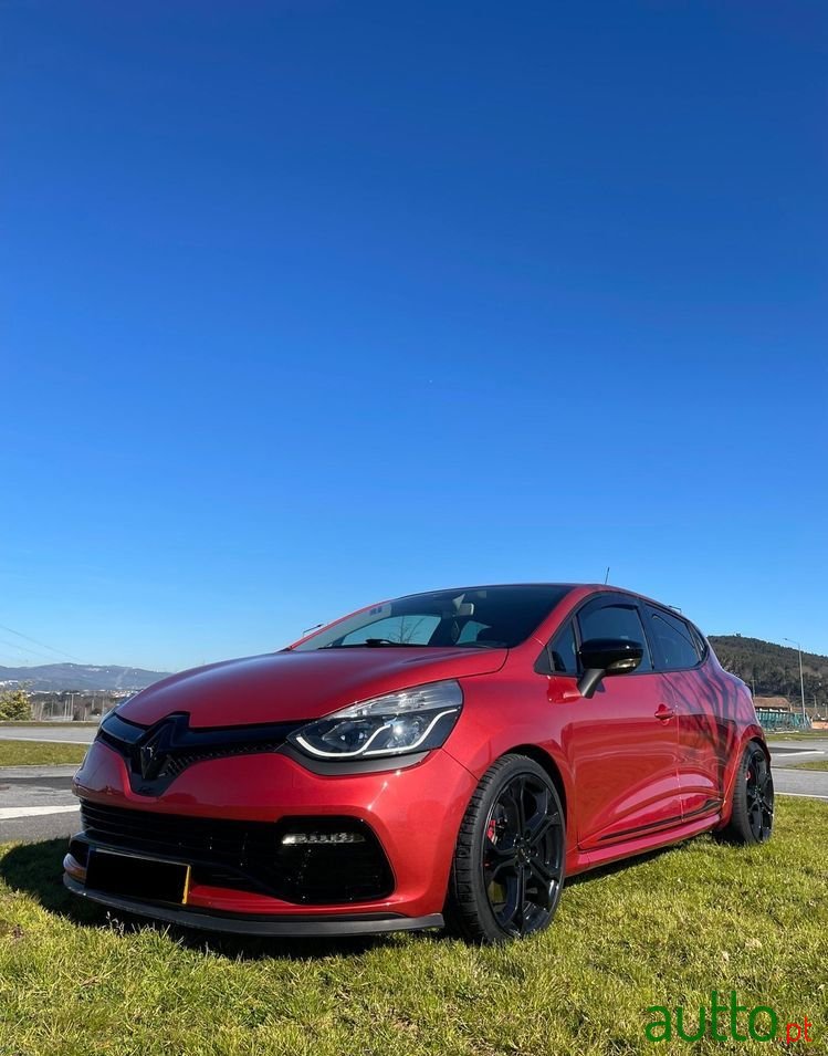 2014' Renault Clio 1.6 T Rs Edc photo #2
