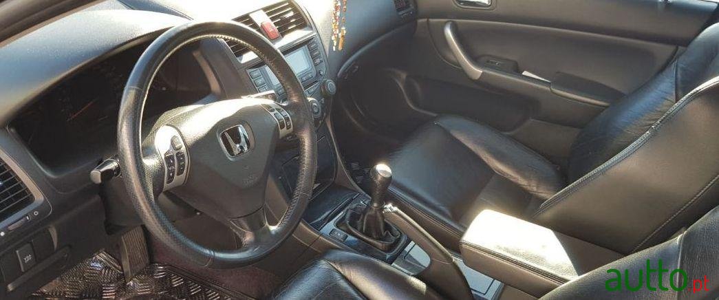 2006' Honda Accord Executive photo #2