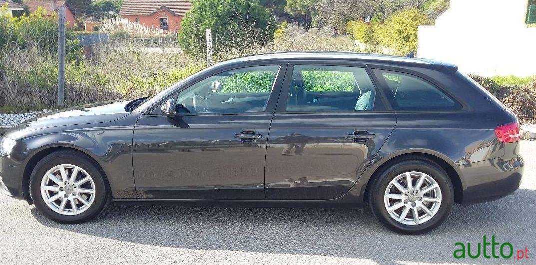 2015' Audi A4 Avant photo #1